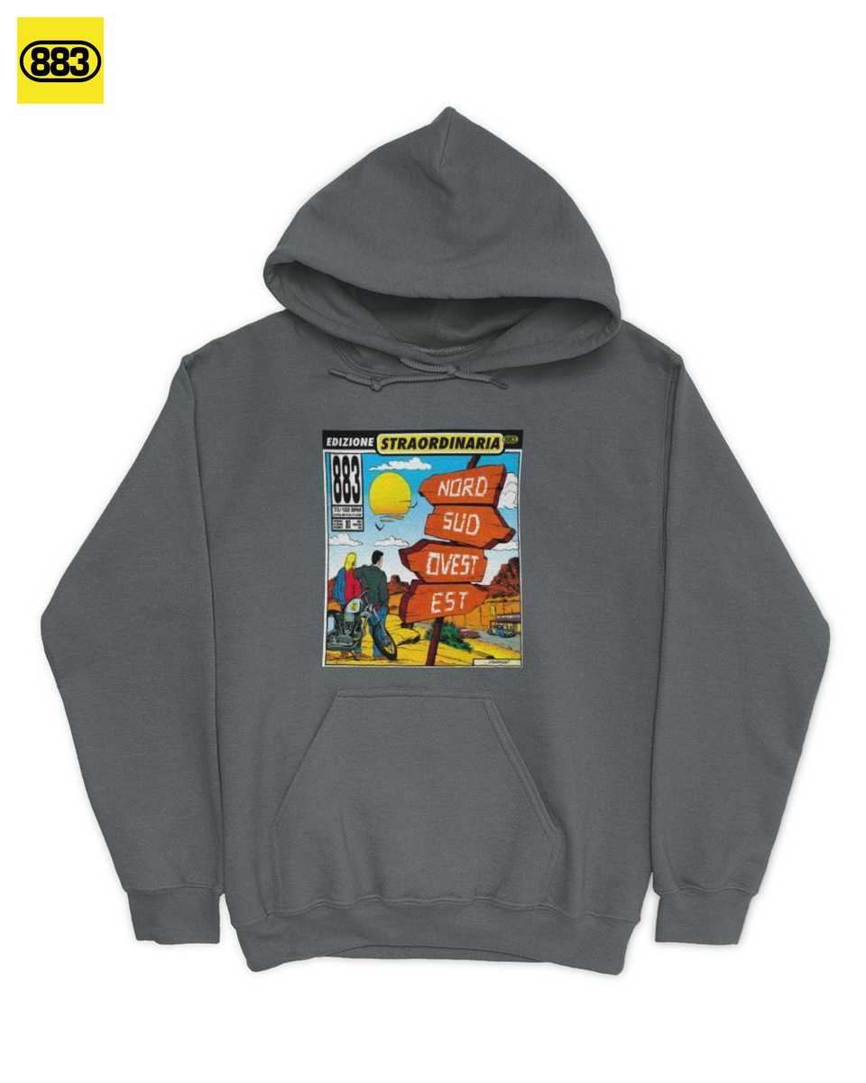 T-shirt Merch: 883 Nord Sud Ovest Est Fumetto Vintage - Max Pezzali Fan Shop - immagine 2